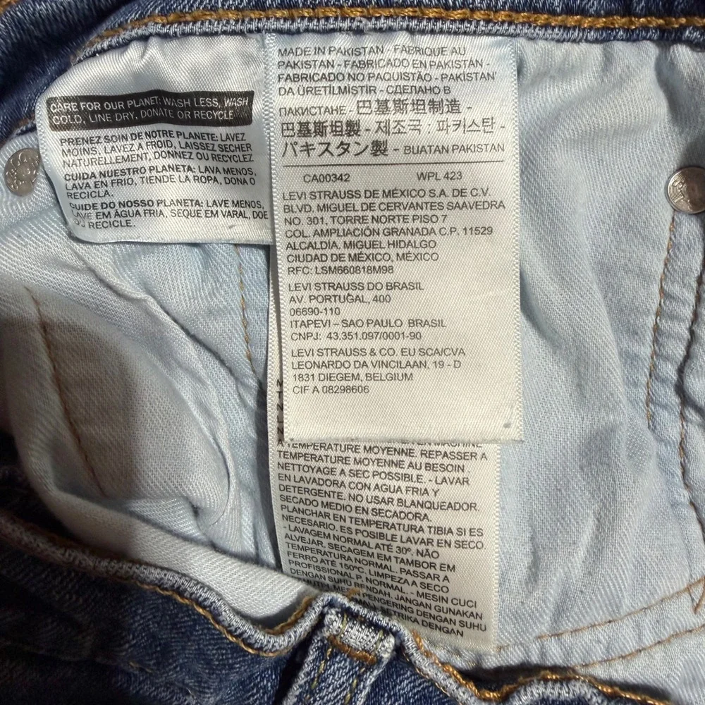 Levis 505 Regular Fit Straight Leg Jeans Mens 38x34 Medium Wash Blue Denim Pants